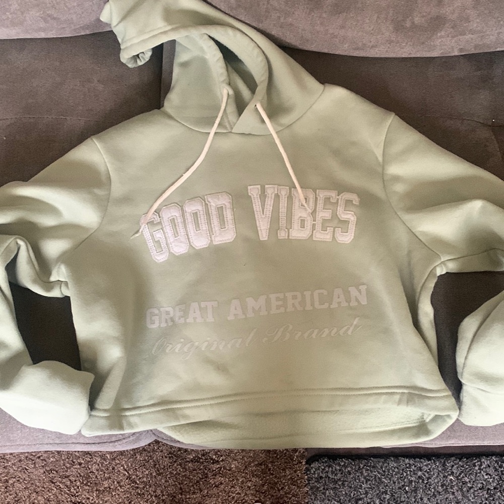 Cropped hoodie